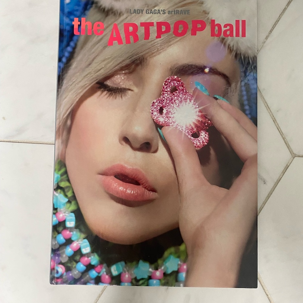 The ARTPOP Ball Tour Book